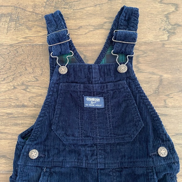 OshKosh B'Gosh Corduroy Overalls (3T) - Picture 3 of 5